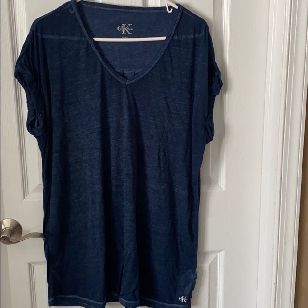 Calvin Klein V-Neck shirt